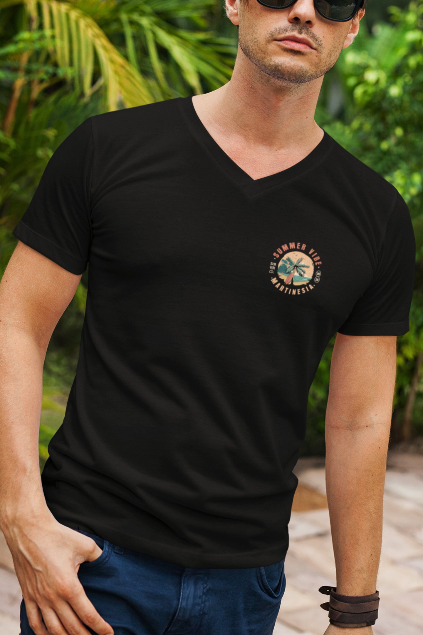 Men's Martinesia V-Neck (Logo on both sides)