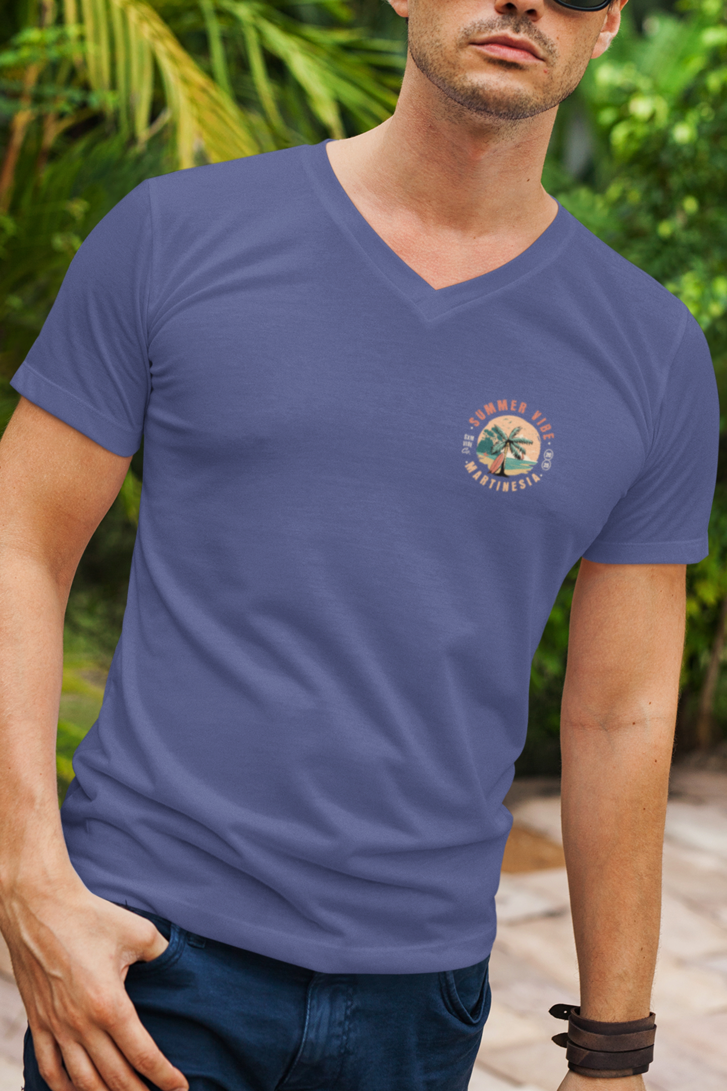 Men's Martinesia V-Neck (Logo on both sides)