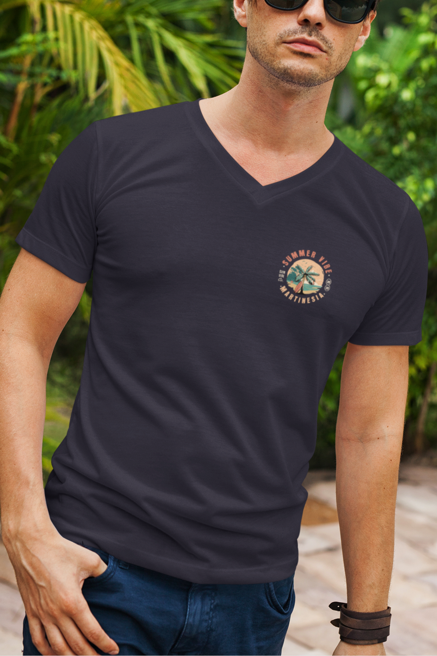 Men's Martinesia V-Neck (Logo on both sides)